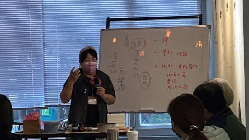 LINE_ALBUM_20240109讀書會-..