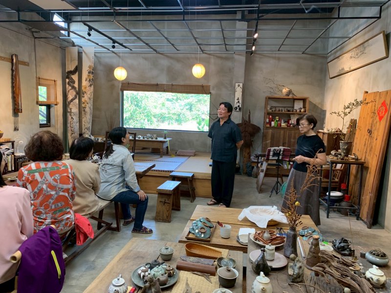 LINE_ALBUM_20251213讀書會..