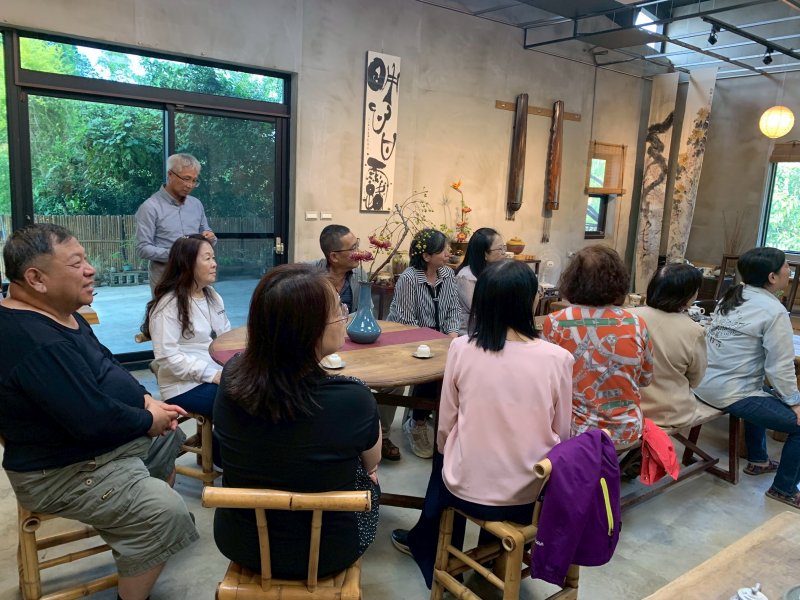 LINE_ALBUM_20251213讀書會..